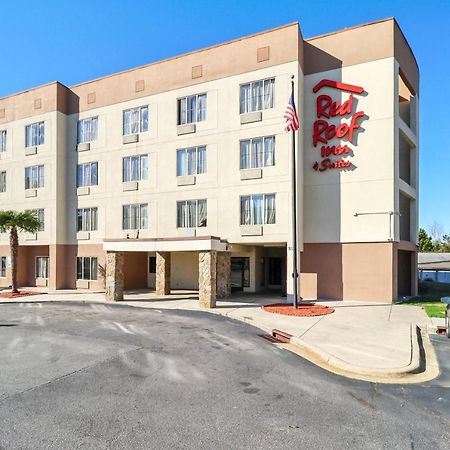 Red Roof Inn & Suites Fayetteville-Fort Bragg Zewnętrze zdjęcie